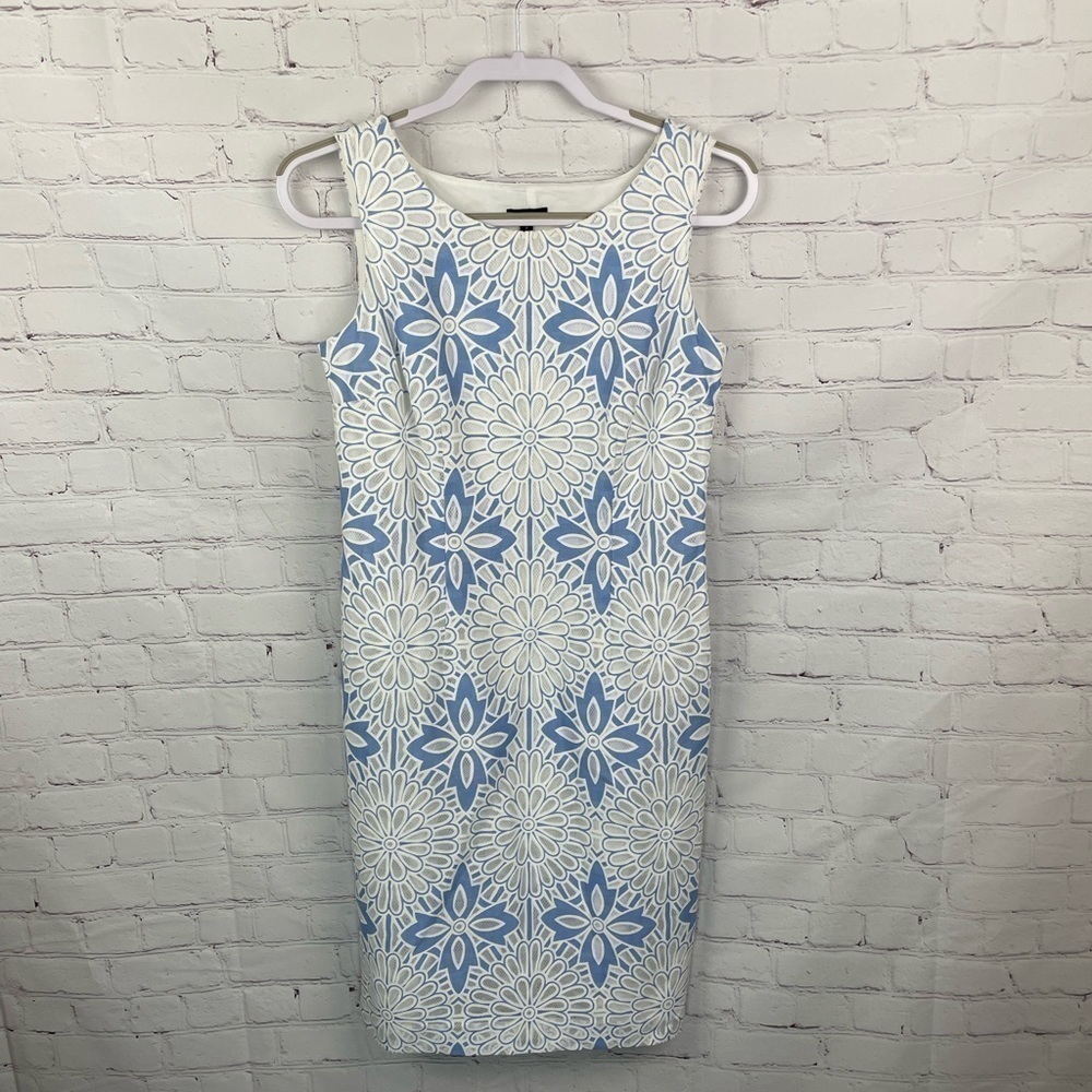 TALBOTS Women Blue & White Cut Away Lace Floral Sheath Dress Lined Size 2